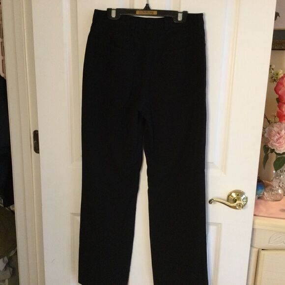NWOT Rafaella Women’s 4P Black 5 Pocket Jeans - Picture 5 of 9